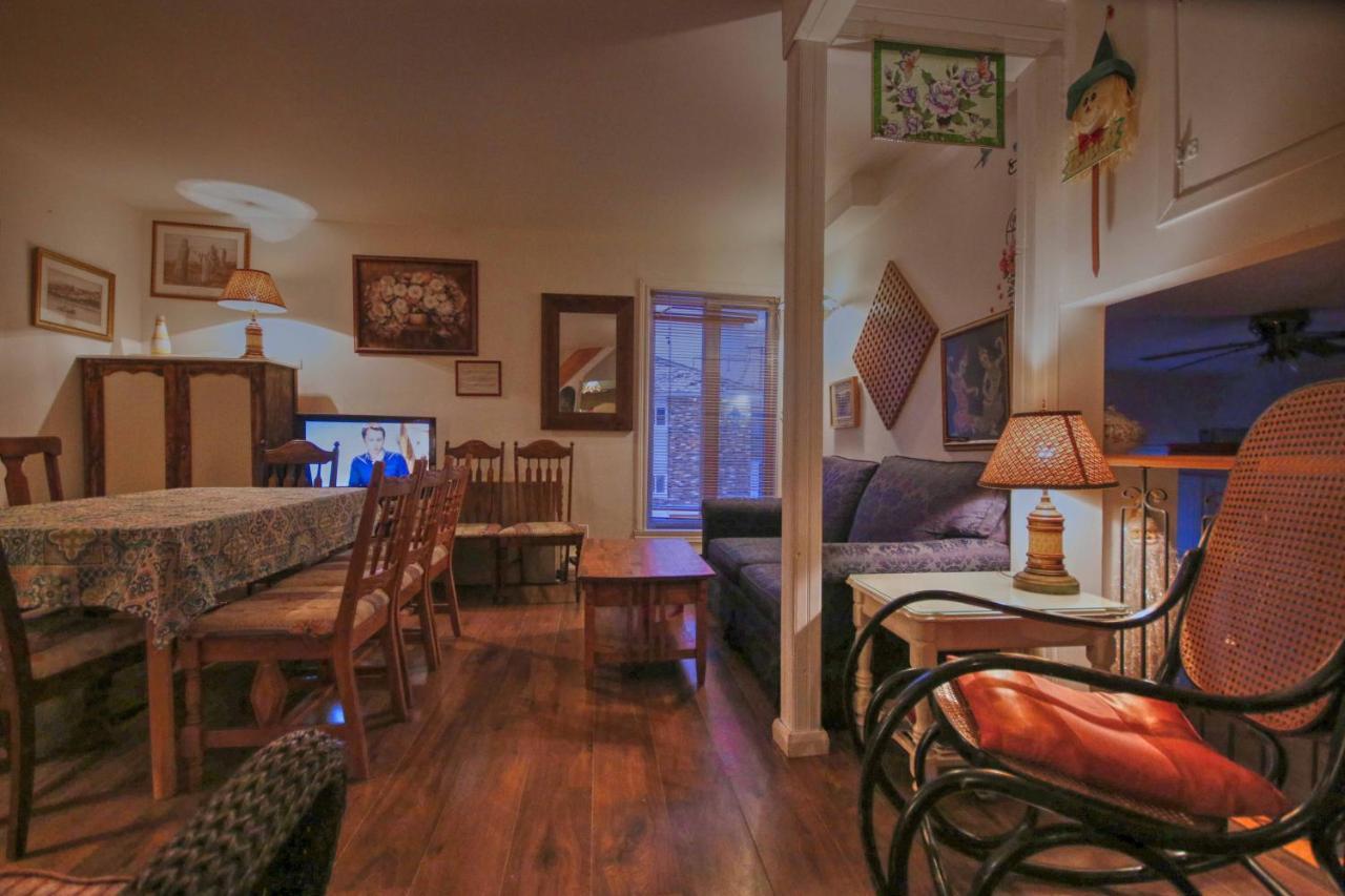 Vieille Maison Rustique Espace Interessant Québec Zewnętrze zdjęcie