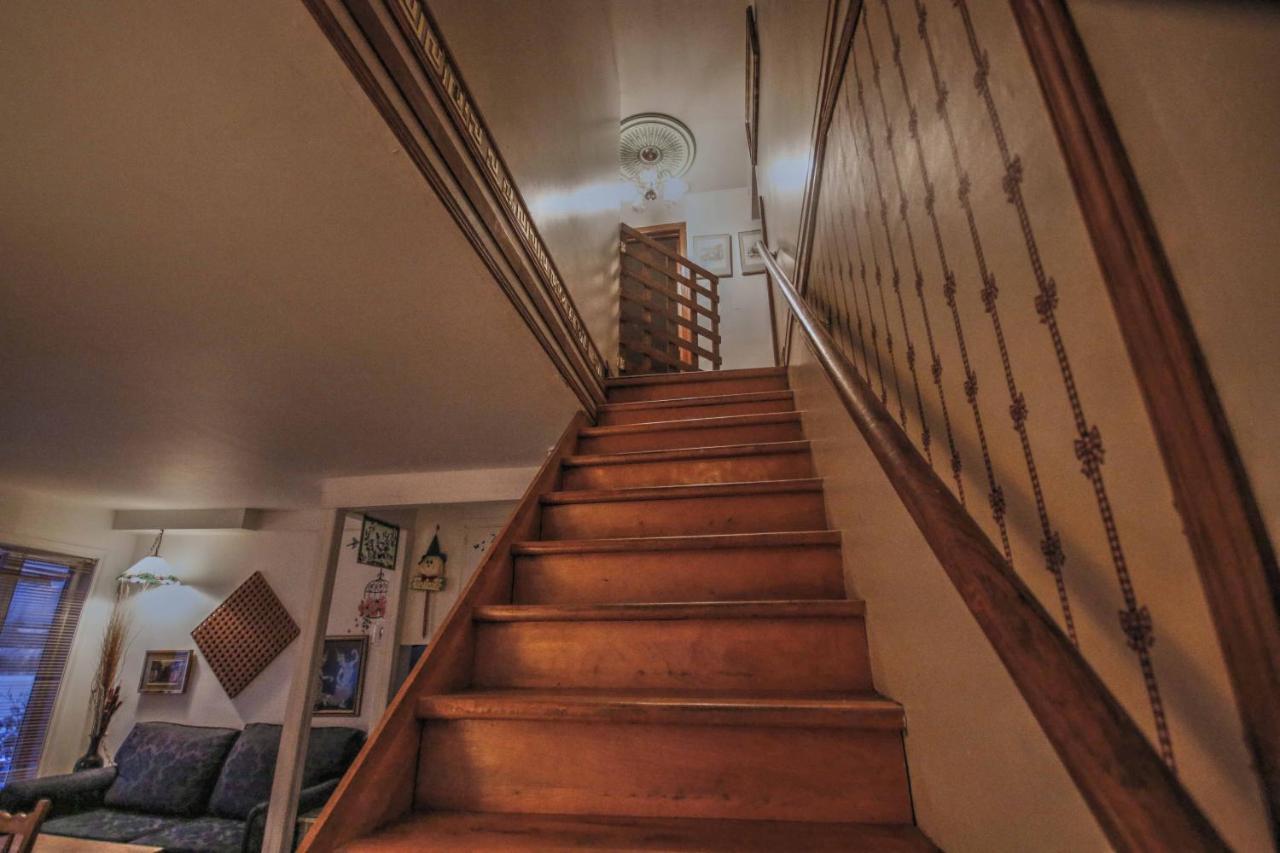 Vieille Maison Rustique Espace Interessant Québec Zewnętrze zdjęcie